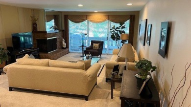 Move-in ready 2nd floor condo in the highly sought-after on Oak Hills Country Club in Illinois - for sale on GolfHomes.com, golf home, golf lot