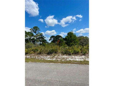 Under contract-accepting backup offers. Lot available in Sun N on Sun n Lake Golf and Country Club in Florida - for sale on GolfHomes.com, golf home, golf lot