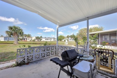 This 1978 home on a premium interior lot is ready for your on Maple Leaf Golf and Country Club in Florida - for sale on GolfHomes.com, golf home, golf lot
