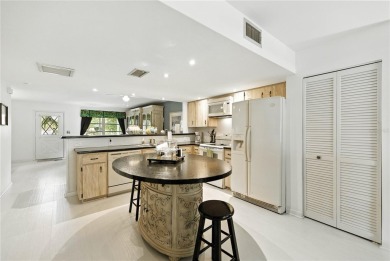 --Beautifully Renovated Townhome in On Top of the World - on On Top of the World Golf Course in Florida - for sale on GolfHomes.com, golf home, golf lot