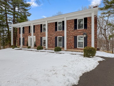 This Beautifully updated 5-bedroom, 4 bath home in the heart of on Hunting Creek Country Club in Kentucky - for sale on GolfHomes.com, golf home, golf lot