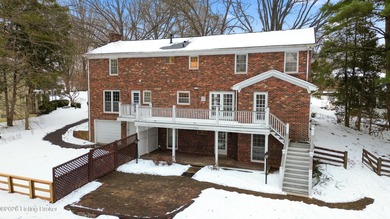 This Beautifully updated 5-bedroom, 4 bath home in the heart of on Hunting Creek Country Club in Kentucky - for sale on GolfHomes.com, golf home, golf lot