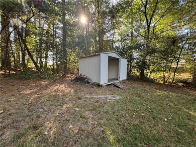 WELCOME HOME TO 2903 VOGUE DRIVE! This charming 3-bedroom, 1 on West Pines Golf Club in Georgia - for sale on GolfHomes.com, golf home, golf lot