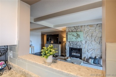 Unbelievably Gorgeous Condo! Step inside this warm, welcoming, & on Seasons Ridge At Four Seasons in Missouri - for sale on GolfHomes.com, golf home, golf lot