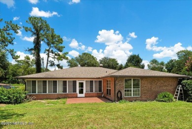 Live the good life in this beautifully maintained, move-in ready on Keystone Heights Golf and Country Club in Florida - for sale on GolfHomes.com, golf home, golf lot