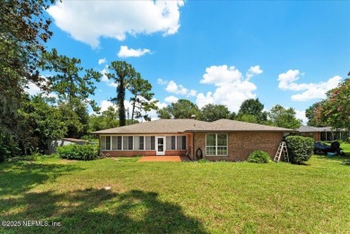 Live the good life in this beautifully maintained, move-in ready on Keystone Heights Golf and Country Club in Florida - for sale on GolfHomes.com, golf home, golf lot