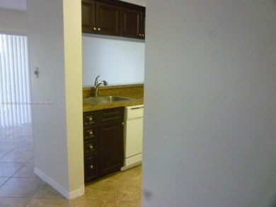 PERFECT FOR INVESTORS!
Great 1/1 - granite kitchen counter tops on Bear Lakes Country Club in Florida - for sale on GolfHomes.com, golf home, golf lot