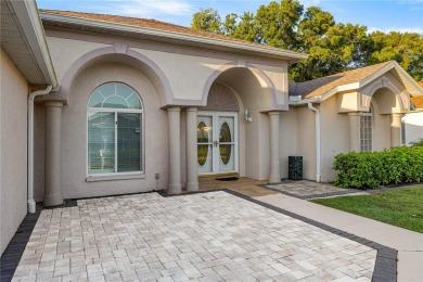 Amazing and spacious 2-bedroom, 2-bathroom home in the highly on Ocala Palms Golf and Country Club in Florida - for sale on GolfHomes.com, golf home, golf lot