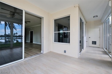 TOTALLY REMODELED 3 BEDROOM END UNIT CONDO IN THE LAKE VILLAGE on Lexington Country Club in Florida - for sale on GolfHomes.com, golf home, golf lot