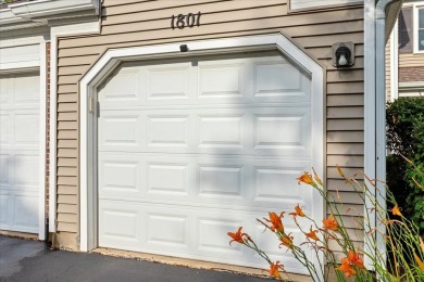 Beautiful Ranch End Unit in Hamptons Subdivision! Updates within on Fox Run Golf Links in Illinois - for sale on GolfHomes.com, golf home, golf lot