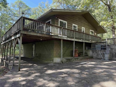 Quaint cottage near Greers Ferry Lake and all Fairfield Bay on Mountain Ranch Golf Club in Arkansas - for sale on GolfHomes.com, golf home, golf lot
