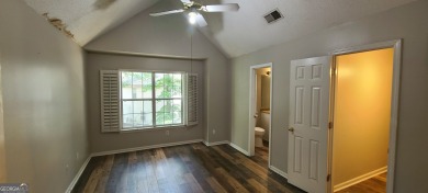 This 3 bedroom, 2.5 bath home with 1,262 sq ft offers an on Canongate At Flat Creek Club in Georgia - for sale on GolfHomes.com, golf home, golf lot