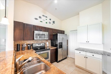 Very rare Penthouse Condo at Linkside at Gator Trace! Stunning on Gator Trace Golf and Country Club in Florida - for sale on GolfHomes.com, golf home, golf lot