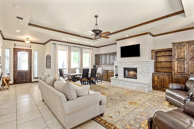 Freshly update garden/patio home w/ separate Casita sits on a on The Club At Comanche Trace in Texas - for sale on GolfHomes.com, golf home, golf lot