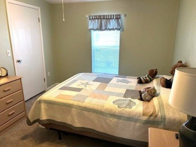 Welcome to this beautifully decorated and move-in-ready 3 on Sun n Lake Golf and Country Club in Florida - for sale on GolfHomes.com, golf home, golf lot