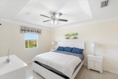 Very rare Penthouse Condo at Linkside at Gator Trace! Stunning on Gator Trace Golf and Country Club in Florida - for sale on GolfHomes.com, golf home, golf lot