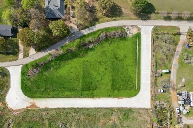 Wonderful investment opportunity in Flower Mound. Beautiful lot! on Bridlewood Golf Course in Texas - for sale on GolfHomes.com, golf home, golf lot