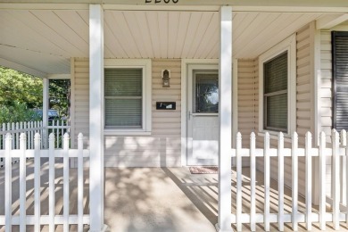 Exceptionally maintained, single story home with golf course on Meadowbrook Golf Course in Texas - for sale on GolfHomes.com, golf home, golf lot