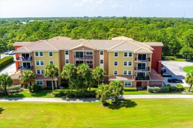 Very rare Penthouse Condo at Linkside at Gator Trace! Stunning on Gator Trace Golf and Country Club in Florida - for sale on GolfHomes.com, golf home, golf lot