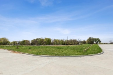 Wonderful investment opportunity in Flower Mound. Beautiful lot! on Bridlewood Golf Course in Texas - for sale on GolfHomes.com, golf home, golf lot