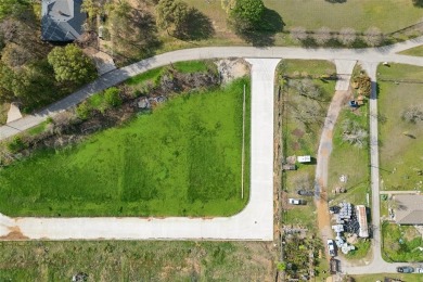 Wonderful investment opportunity in Flower Mound. Beautiful lot! on Bridlewood Golf Course in Texas - for sale on GolfHomes.com, golf home, golf lot