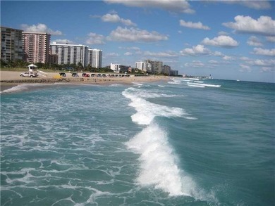 GEORGEOUS CUSTOM DESIGNED, DECORATED AND FURNISHED 3 BED TWO & on Palm-Aire Country Club and Resort - The Oaks in Florida - for sale on GolfHomes.com, golf home, golf lot