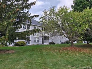 Welcome Home! This fully renovated 2-bedroom, 2-bath condo in on Fenton Farms Golf Club in Michigan - for sale on GolfHomes.com, golf home, golf lot