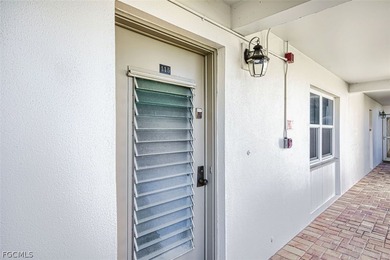 GOLFERS PARADISE-1st Floor 2 bedroom 2 bath Greenbriar model on Seven Lakes Golf and Tennis Community in Florida - for sale on GolfHomes.com, golf home, golf lot