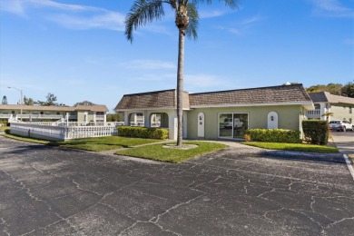 Amazing location in a 55+ community with a heated pool, tennis on Tarpon Springs Golf Course in Florida - for sale on GolfHomes.com, golf home, golf lot