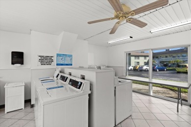 Amazing location in a 55+ community with a heated pool, tennis on Tarpon Springs Golf Course in Florida - for sale on GolfHomes.com, golf home, golf lot