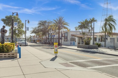 Amazing location in a 55+ community with a heated pool, tennis on Tarpon Springs Golf Course in Florida - for sale on GolfHomes.com, golf home, golf lot