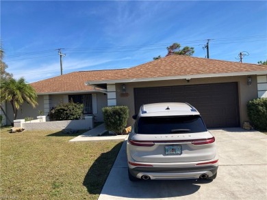 POPULAR SOUTHSIDE OF GOLDEN GATE PARKWAY IN UNIT 8.  FRESHLEY on Golden Gate Country Club in Florida - for sale on GolfHomes.com, golf home, golf lot