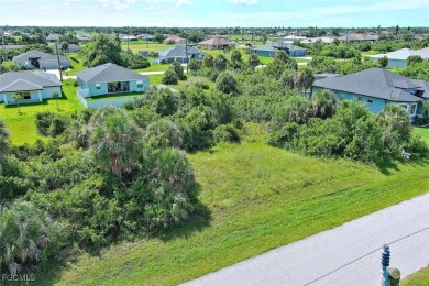 Exclusively presented by Sunland Real Estate: Fantastic on Rotonda Golf and Country Club The Palms Course in Florida - for sale on GolfHomes.com, golf home, golf lot
