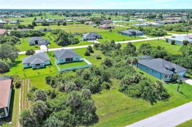 Exclusively presented by Sunland Real Estate: Fantastic on Rotonda Golf and Country Club The Palms Course in Florida - for sale on GolfHomes.com, golf home, golf lot