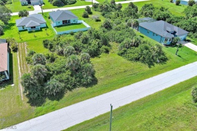 Exclusively presented by Sunland Real Estate: Fantastic on Rotonda Golf and Country Club The Palms Course in Florida - for sale on GolfHomes.com, golf home, golf lot
