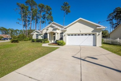 Beautiful 4-bedroom, 3-bathroom home on an oversized lot in on The Grand Club Cypress Course in Florida - for sale on GolfHomes.com, golf home, golf lot