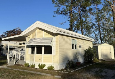 This cute 1 bedroom 1 bath park model with 10x14 bonus room is on Clerbrook Resort, Inc. in Florida - for sale on GolfHomes.com, golf home, golf lot