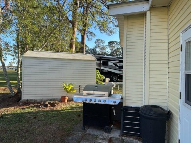 This cute 1 bedroom 1 bath park model with 10x14 bonus room is on Clerbrook Resort, Inc. in Florida - for sale on GolfHomes.com, golf home, golf lot