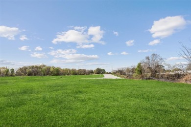 Wonderful investment opportunity in Flower Mound. Beautiful lot! on Bridlewood Golf Course in Texas - for sale on GolfHomes.com, golf home, golf lot