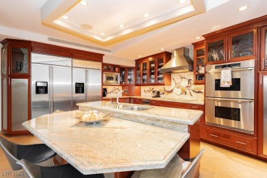 Welcome to a truly timeless high-rise! This exceptional on  in Nevada - for sale on GolfHomes.com, golf home, golf lot