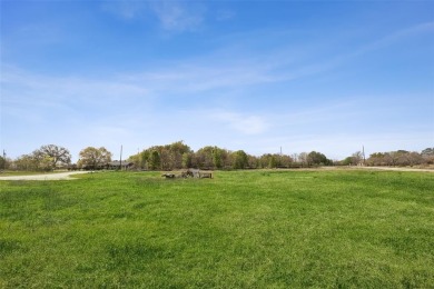 Wonderful investment opportunity in Flower Mound. Beautiful lot! on Bridlewood Golf Course in Texas - for sale on GolfHomes.com, golf home, golf lot