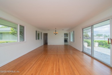 Awesome Venetia Riverfront! Walk or golf cart to Timuquana on Timuquana Country Club in Florida - for sale on GolfHomes.com, golf home, golf lot