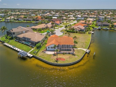 BURNT STORE ISLES! TIP LOT!  SPACIOUS 3 BEDROOM PLUS OFFICE, 3 on Twin Isles Country Club in Florida - for sale on GolfHomes.com, golf home, golf lot