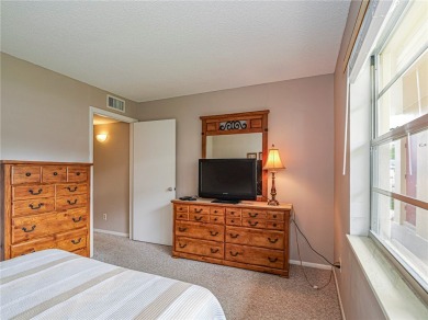 1st Floor condo in Vista Gardens! The most popular 'B' plan! on Vero Beach South Golf Course in Florida - for sale on GolfHomes.com, golf home, golf lot