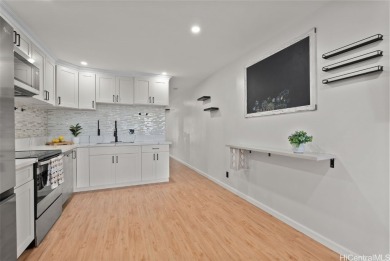 This stunning, REMODELED, MODERN 2-bedroom, 1-bathroom unit on Pearl Country Club in Hawaii - for sale on GolfHomes.com, golf home, golf lot