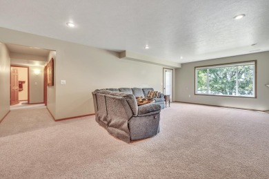 Enjoy golf course living in this beautifully maintained on Indian Hills Golf Club in Iowa - for sale on GolfHomes.com, golf home, golf lot