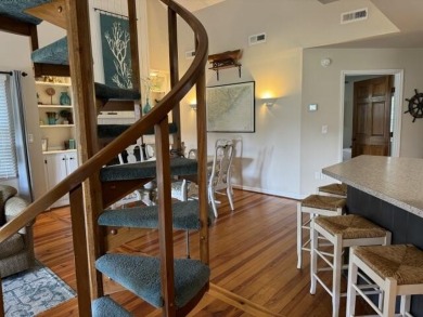 A Rare Find! Lovingly maintained 3 bedrooms, 2 bath cottage in on The Plantation Course At Edisto in South Carolina - for sale on GolfHomes.com, golf home, golf lot