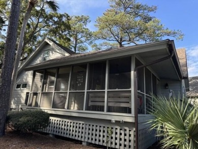 A Rare Find! Lovingly maintained 3 bedrooms, 2 bath cottage in on The Plantation Course At Edisto in South Carolina - for sale on GolfHomes.com, golf home, golf lot