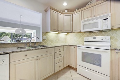 OWNER IS PAYING $25,000 TOWARDS THE ENTRANCE FEE for buyer on Mariner Sands Country Club in Florida - for sale on GolfHomes.com, golf home, golf lot