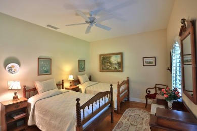 Stunning Golf Course Home in the Country Club of Ocala
Welcome on Country Club of Ocala in Florida - for sale on GolfHomes.com, golf home, golf lot